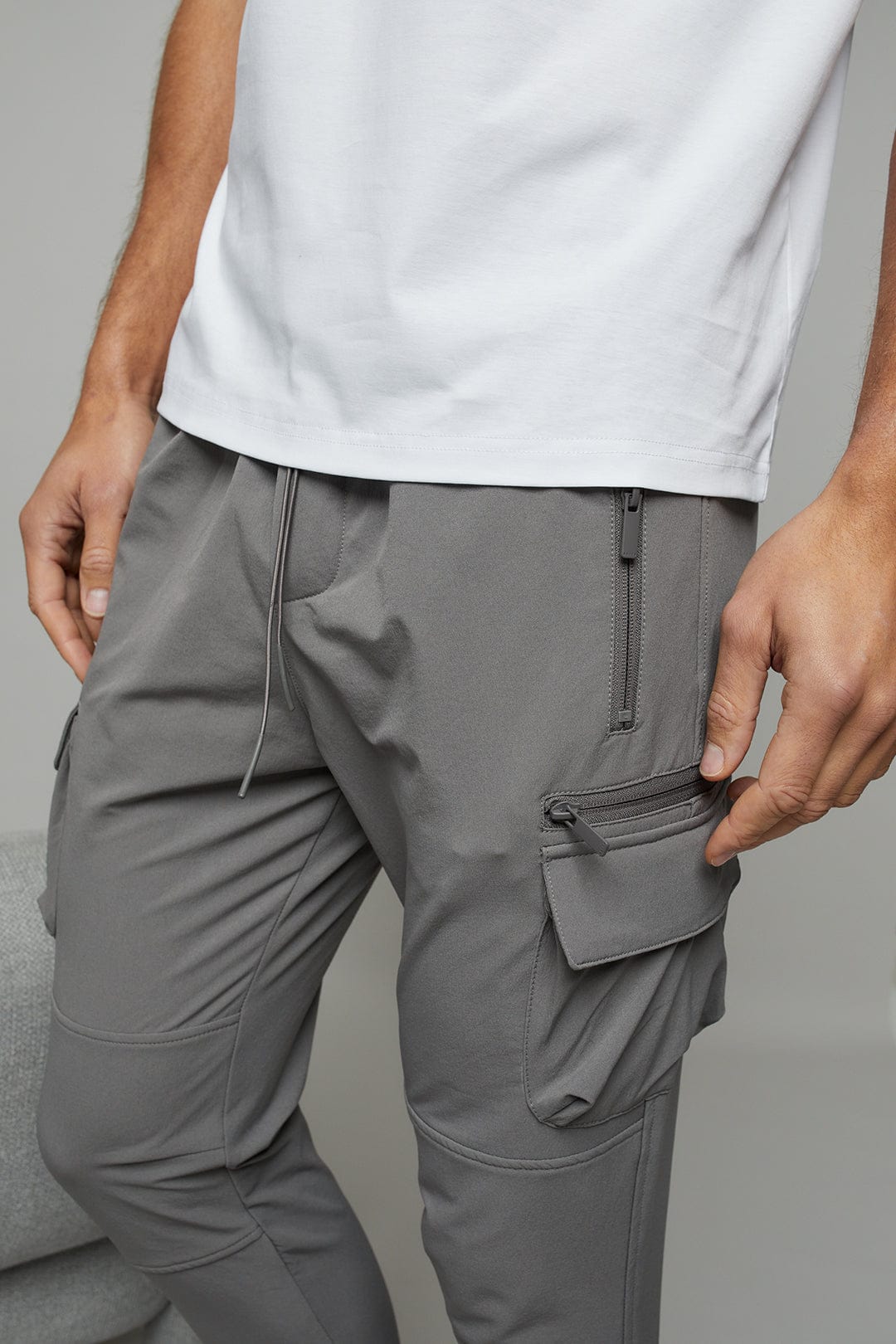 Zery™ | Mid Weight Nylon Cargo Pant - Light Grey