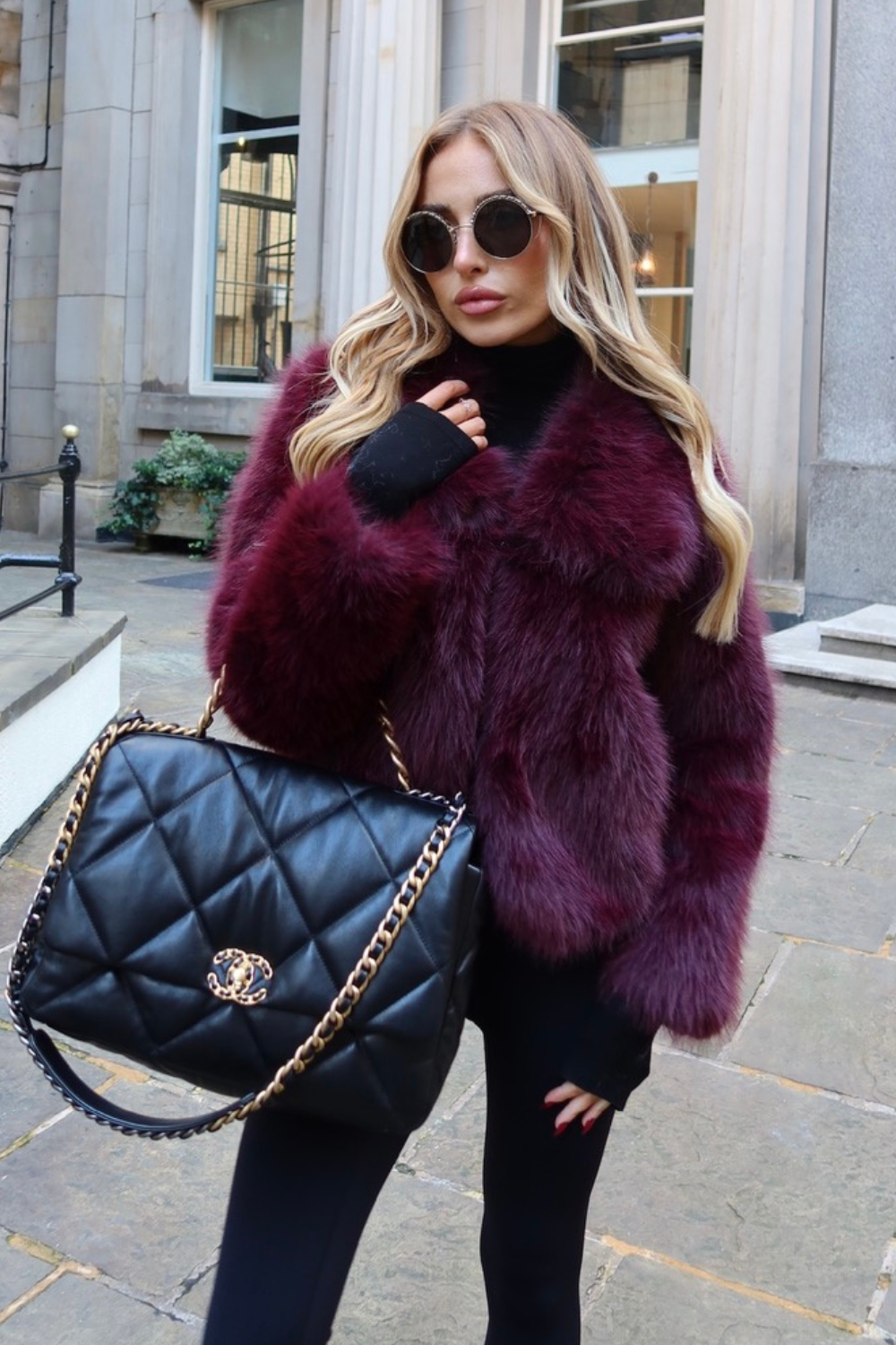 Lily burgundy short faux fur jacket